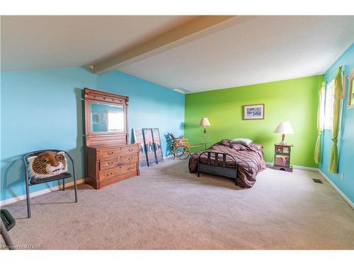 8-19 Wren Court, Tillsonburg, ON - Indoor Photo Showing Bedroom