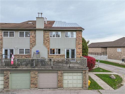 8-19 Wren Court, Tillsonburg, ON - Outdoor With Balcony With Facade