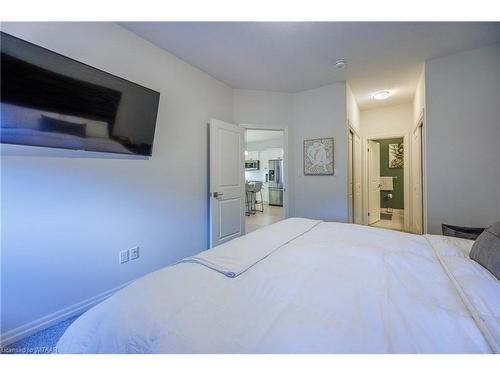 22 Cortland Terrace, St. Thomas, ON - Indoor Photo Showing Bedroom