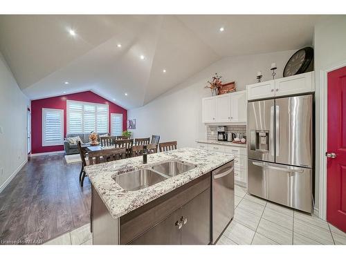 1460 Dunkirk Avenue, Woodstock, ON - Indoor Photo Showing Kitchen With Stainless Steel Kitchen With Double Sink