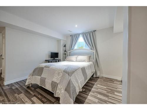 1460 Dunkirk Avenue, Woodstock, ON - Indoor Photo Showing Bedroom