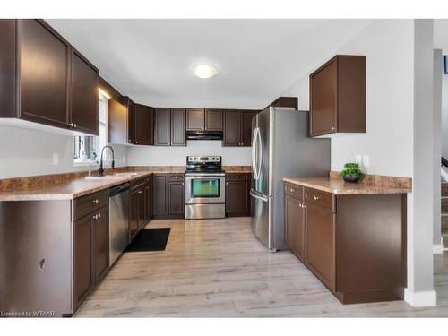 24 Woodhatch Crescent, Ingersoll, ON - Indoor Photo Showing Kitchen