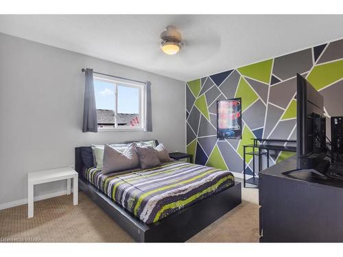 24 Woodhatch Crescent, Ingersoll, ON - Indoor Photo Showing Bedroom