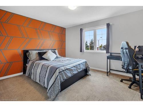 24 Woodhatch Crescent, Ingersoll, ON - Indoor Photo Showing Bedroom