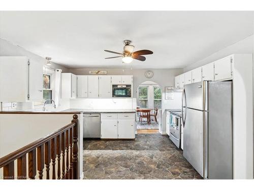 912 Mcdowell Road E, Norfolk County, ON - Indoor Photo Showing Kitchen