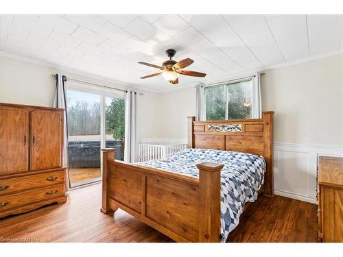 912 Mcdowell Road E, Norfolk County, ON - Indoor Photo Showing Bedroom