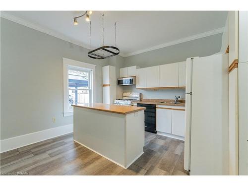 72-74 Brock Street E, Tillsonburg, ON - Indoor Photo Showing Kitchen With Double Sink