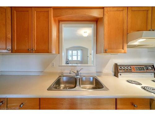 116 East Park Drive, Woodstock, ON - Indoor Photo Showing Kitchen With Double Sink