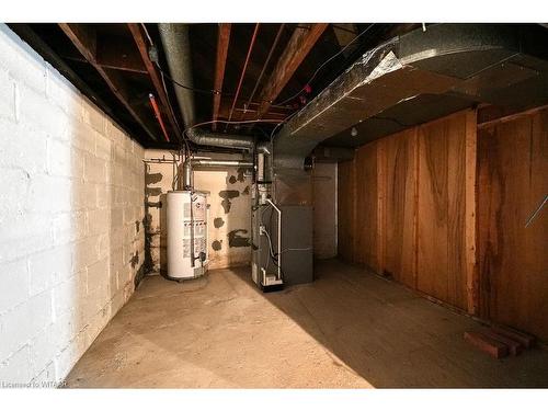 116 East Park Drive, Woodstock, ON - Indoor Photo Showing Basement