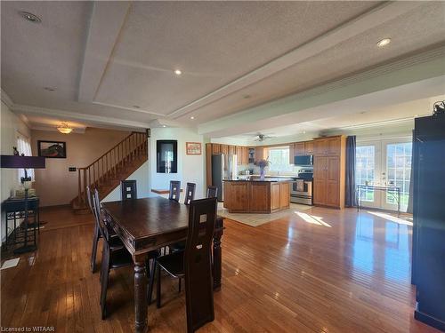 98 Allen Street, Tillsonburg, ON - Indoor Photo Showing Dining Room