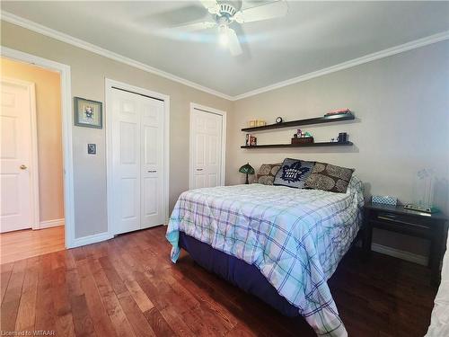 98 Allen Street, Tillsonburg, ON - Indoor Photo Showing Bedroom