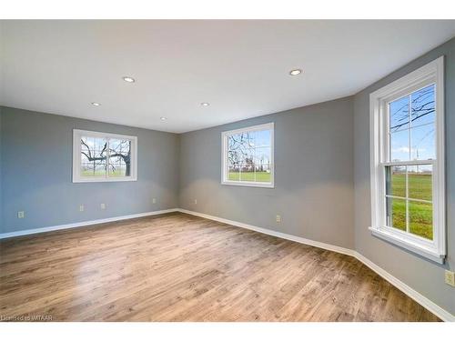 301 Plowmans Line, Tillsonburg, ON - Indoor Photo Showing Other Room