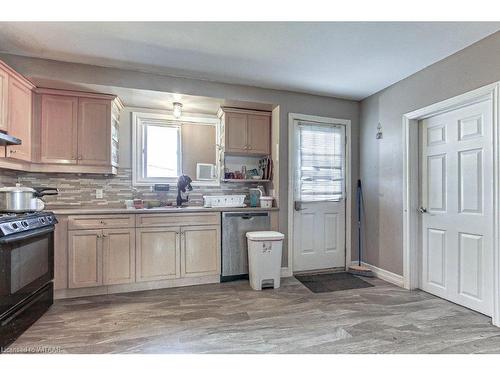 685715 Highway 2, Woodstock, ON - Indoor Photo Showing Kitchen