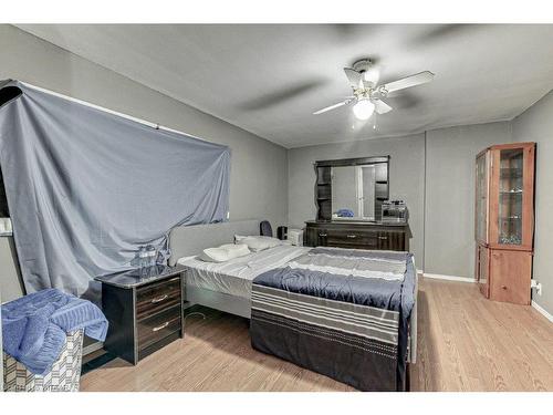 685715 Highway 2, Woodstock, ON - Indoor Photo Showing Bedroom