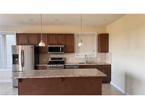 80 Lasby Lane, Breslau, ON - Indoor Photo Showing Kitchen