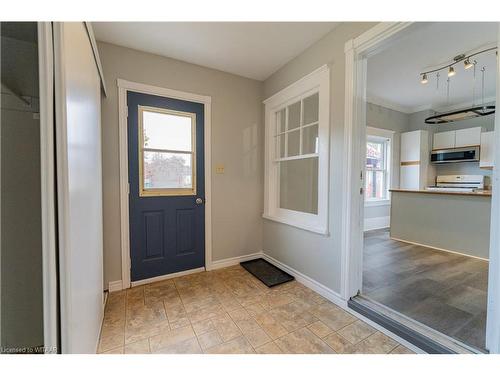 72-74 Brock Street E, Tillsonburg, ON - Indoor Photo Showing Kitchen