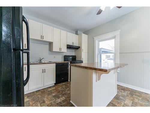 72-74 Brock Street E, Tillsonburg, ON - Indoor Photo Showing Kitchen With Double Sink