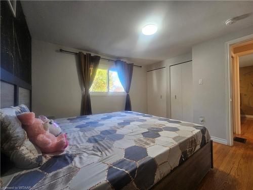 833 Pavey Street, Woodstock, ON - Indoor Photo Showing Bedroom