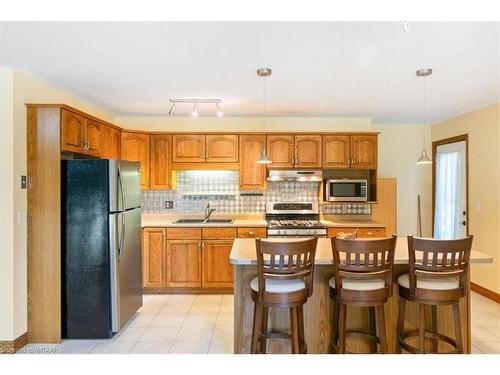 86 Glendale Drive, Tillsonburg, ON - Indoor Photo Showing Kitchen With Double Sink