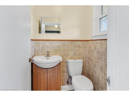 3 Parkside Drive, Tillsonburg, ON - Indoor Photo Showing Bathroom