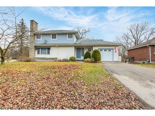 3 Parkside Drive, Tillsonburg, ON - Outdoor With Facade