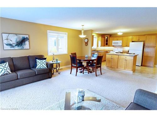 23 Hogarth Drive, Tillsonburg, ON - Indoor Photo Showing Living Room