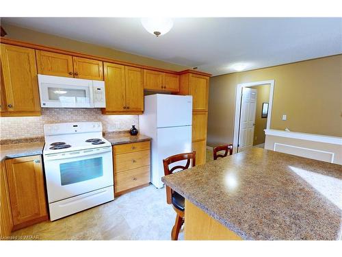 23 Hogarth Drive, Tillsonburg, ON - Indoor Photo Showing Kitchen