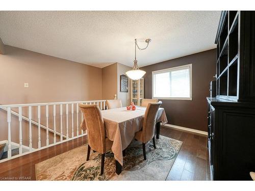 22 Coxwell Crescent, Brantford, ON - Indoor Photo Showing Dining Room