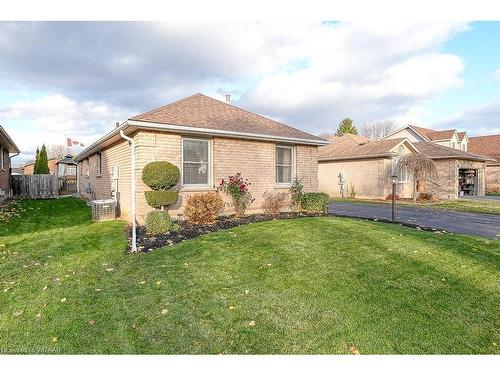 22 Coxwell Crescent, Brantford, ON - Outdoor