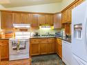 15 Clear Valley Drive, Tillsonburg, ON  - Indoor Photo Showing Kitchen With Double Sink 