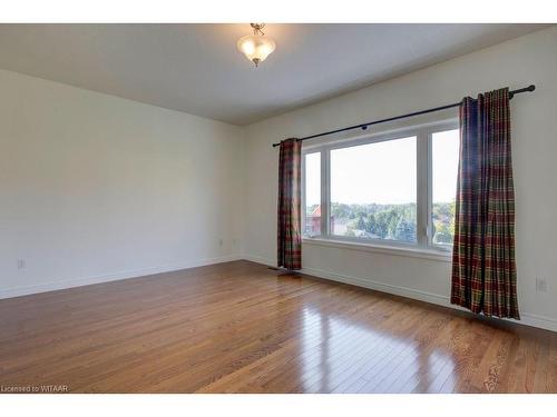 2 Green Gable Place, Woodstock, ON - Indoor Photo Showing Other Room