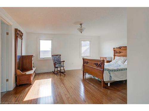 2 Green Gable Place, Woodstock, ON - Indoor Photo Showing Bedroom