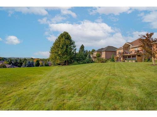 2 Green Gable Place, Woodstock, ON - Outdoor