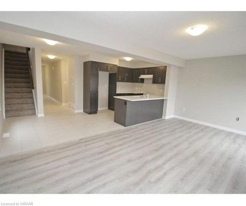 1337 Calais Drive Drive, Woodstock, ON - Indoor Photo Showing Kitchen