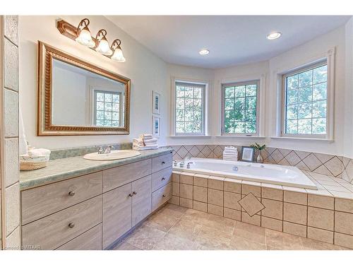 663528 Road 66 Road, Ingersoll, ON - Indoor Photo Showing Bathroom