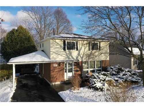 845 Sunset Boulevard, Woodstock, ON - Outdoor