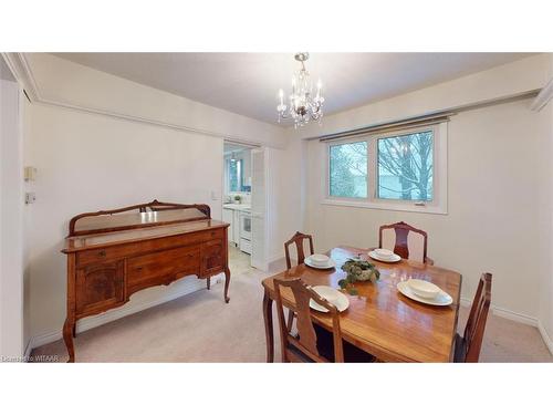 845 Sunset Boulevard, Woodstock, ON - Indoor Photo Showing Dining Room