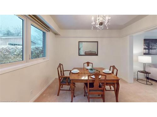 845 Sunset Boulevard, Woodstock, ON - Indoor Photo Showing Dining Room