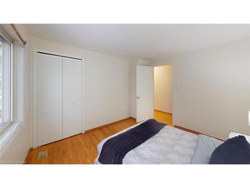 845 Sunset Boulevard, Woodstock, ON - Indoor Photo Showing Bedroom