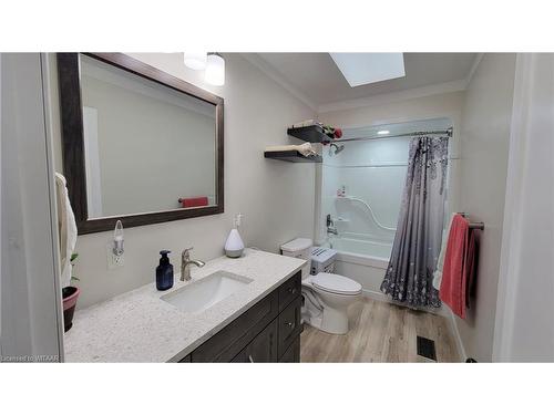 49395 Bradley Creek Line, Malahide (Twp), ON - Indoor Photo Showing Bathroom