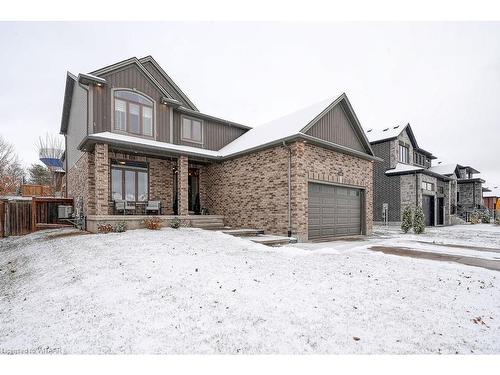 82 Fieldstone Crescent N, Komoka, ON - Outdoor