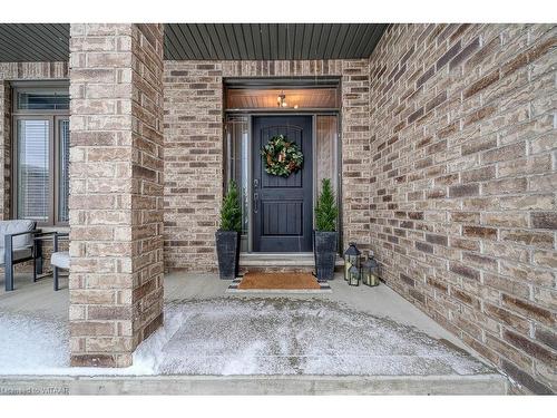 82 Fieldstone Crescent N, Komoka, ON - Outdoor