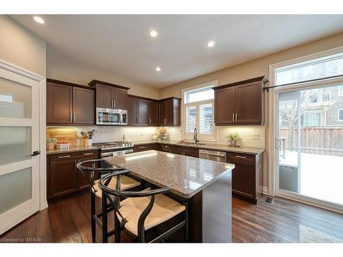 82 Fieldstone Crescent N, Komoka, ON - Indoor Photo Showing Kitchen With Stainless Steel Kitchen