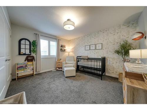 82 Fieldstone Crescent N, Komoka, ON - Indoor Photo Showing Bedroom