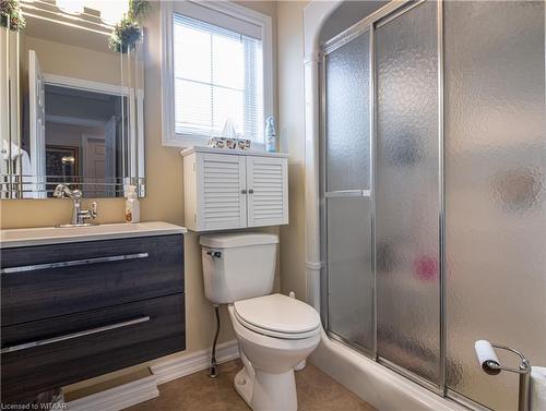 9 Brasher Drive, Tillsonburg, ON - Indoor Photo Showing Bathroom