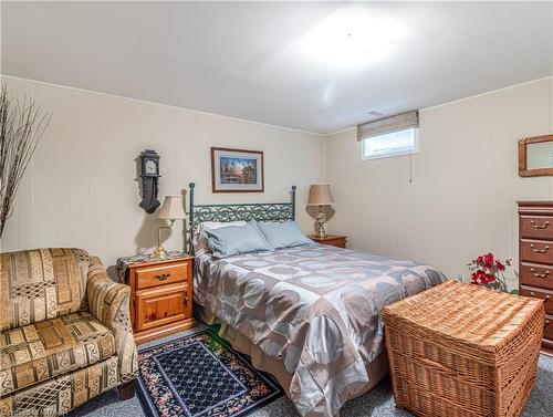 9 Brasher Drive, Tillsonburg, ON - Indoor Photo Showing Bedroom