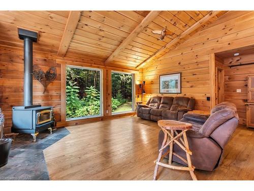 1293 North Road, Langton, ON - Indoor Photo Showing Living Room