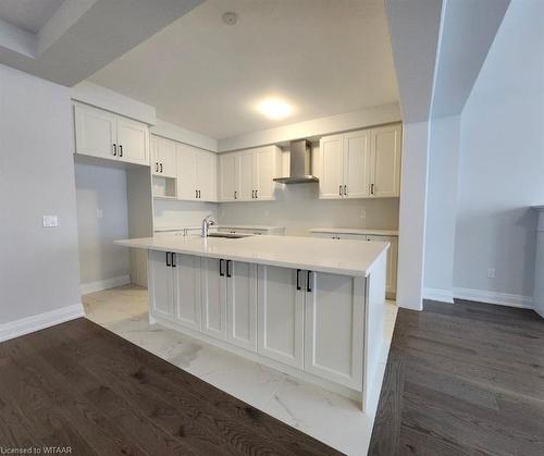 933 Knights Lane, Woodstock, ON - Indoor Photo Showing Kitchen