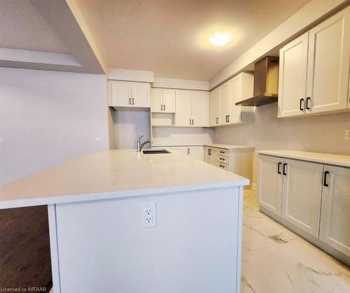 933 Knights Lane, Woodstock, ON - Indoor Photo Showing Kitchen