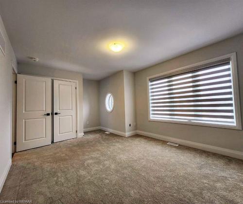 933 Knights Lane, Woodstock, ON - Indoor Photo Showing Other Room